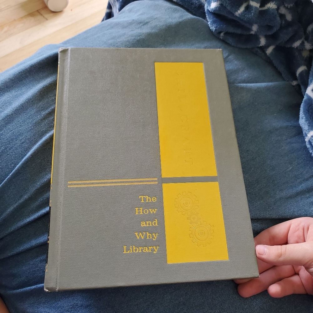 Vintage 1964 Childcraft Volume 8